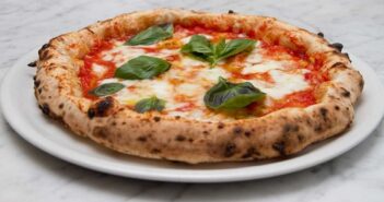 pizzerie pizza napoletana mangiare a napoli
