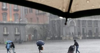 napoli meteo febbraio 2022 pioggia